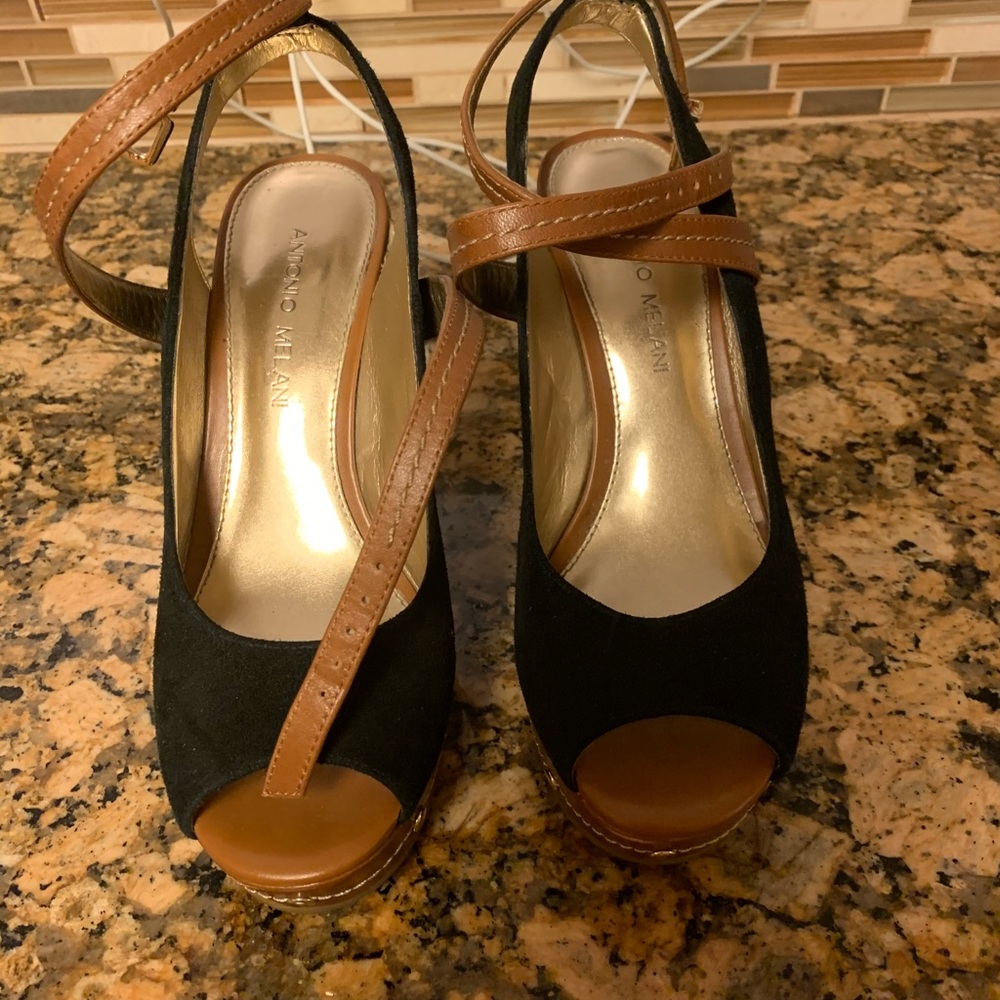 Antonio Melani wedges